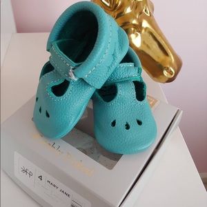 Freshly Picked Mary Jane Size 4